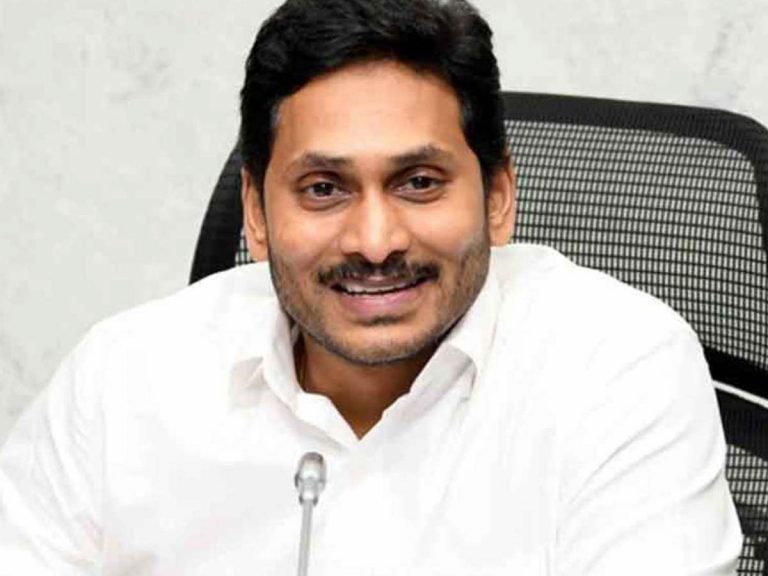 కాసేపట్లో హైదరాబాద్‌కు సీఎం జగన్‌