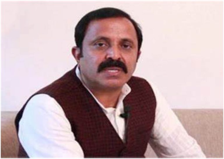 కేసీఆర్-మోడీది మ్యాచ్ ఫిక్సింగ్.. మధు యాష్కీ