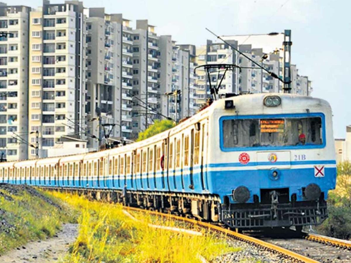 South Central Railway : రేపటి నుంచి 36 ఎంఎంటీఎస్‌ సర్వీసులు బంద్‌
