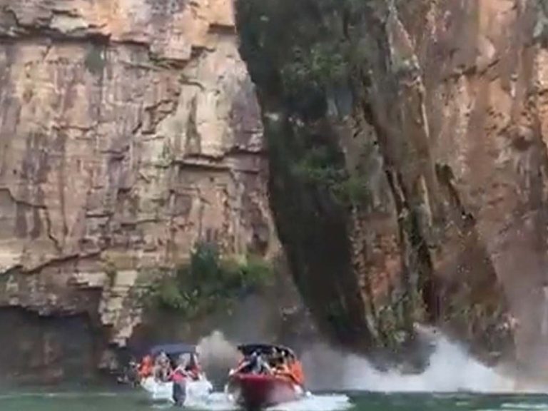 బ్రెజిల్‌లో దారుణం..పర్వతం కూలి ఏడుగురి మృతి