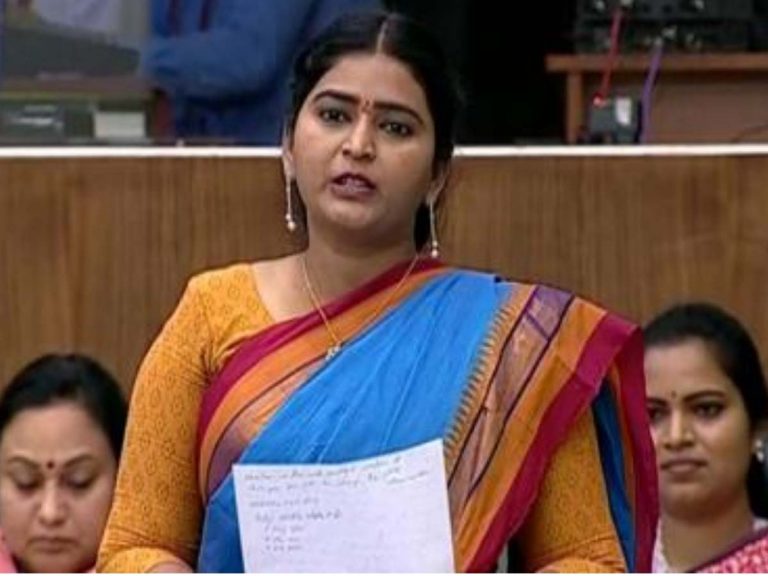 దళితుల ఆలయప్రవేశంపై అనవసర రాద్ధాంతం చేస్తున్నారు: ఎమ్మెల్యే పద్మావతి