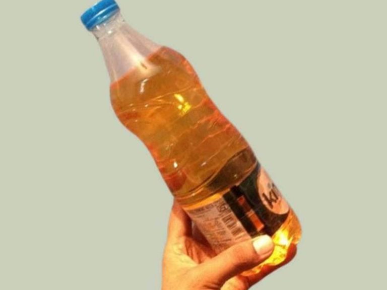 కోర్టు ప్రాంగ‌ణంలో భార్య బాధితుడు ఆత్మహత్యాయత్నం..