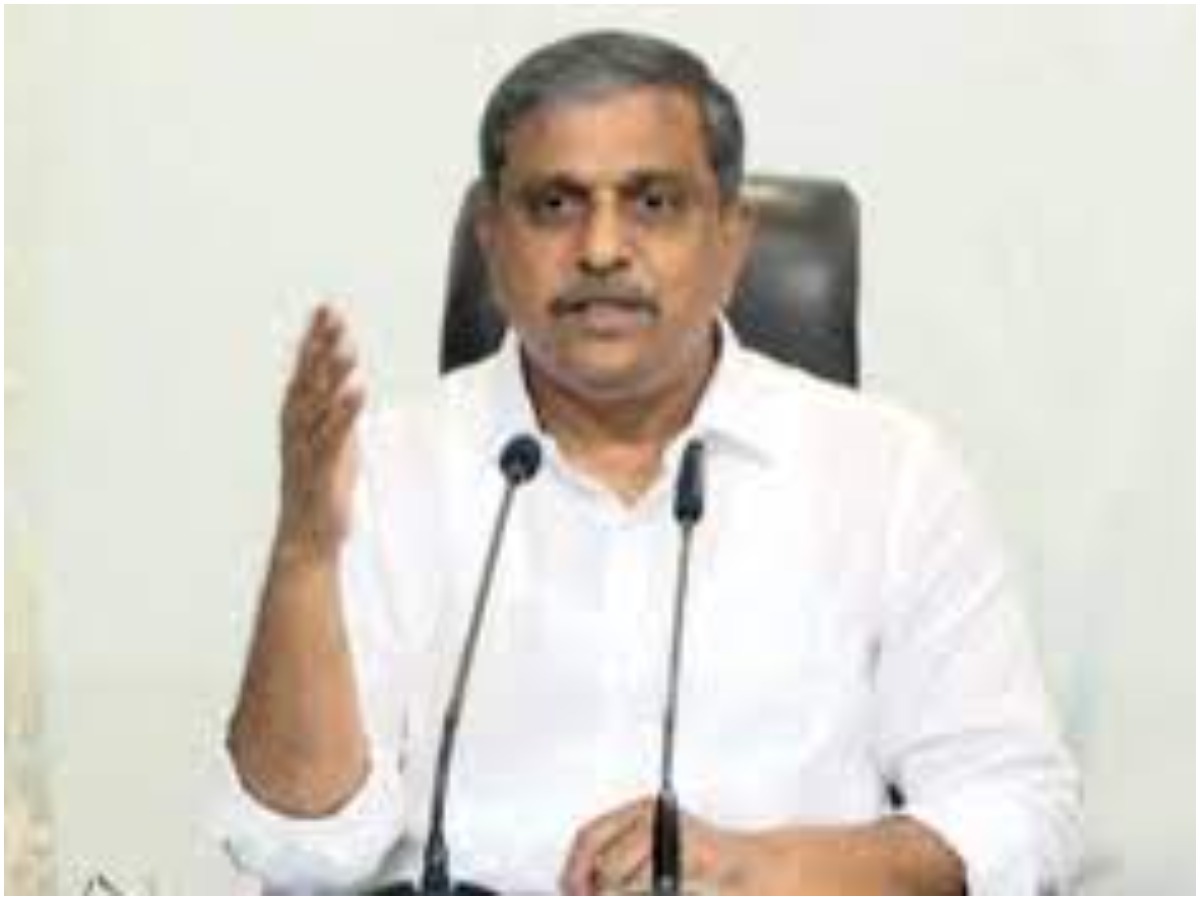 Sajjala: వివేకా లేకపోవడం వైసీపీకి పెద్ద ఎదురుదెబ్బ.. ఇప్పటికీ వైఎస్‌ మృతిపై అనుమానాలు..!