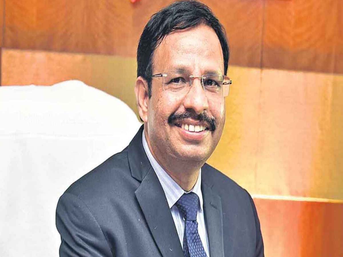 ఔట్‌ సోర్సింగ్‌ ఉద్యోగులకు సజ్జనార్‌ గుడ్‌న్యూస్‌