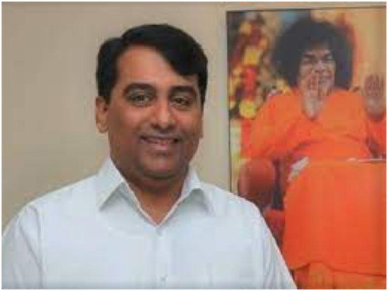 పుట్టపర్తి జిల్లా ఏర్పాటు పట్ల రత్నాకర్ హర్షం