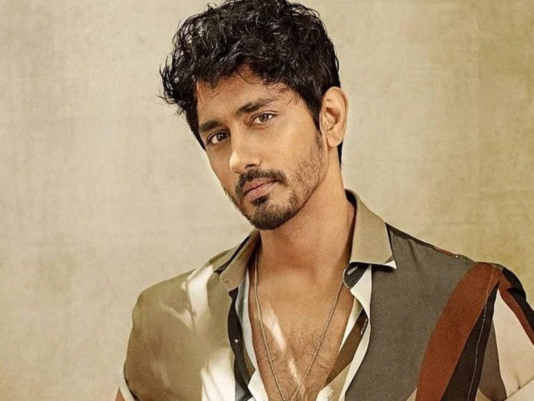 ప్రధాని కాన్వాయ్ ఘటన ఓ డ్రామా.. హీరో సిద్ధార్థ్ వరుస ట్వీట్లు