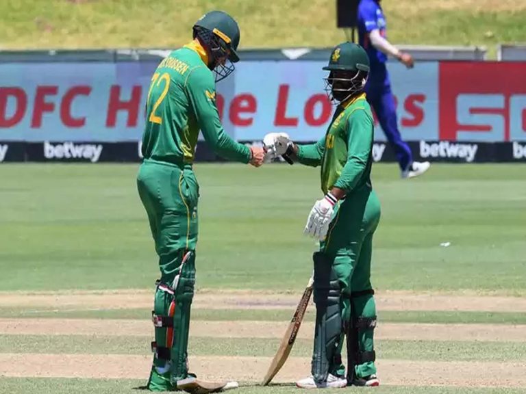 భారీ స్కోరు చేసిన సౌతాఫ్రికా