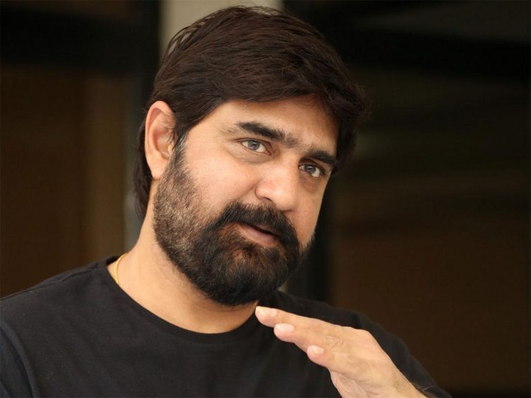 హీరో శ్రీకాంత్ కు కోవిడ్ పాజిటివ్