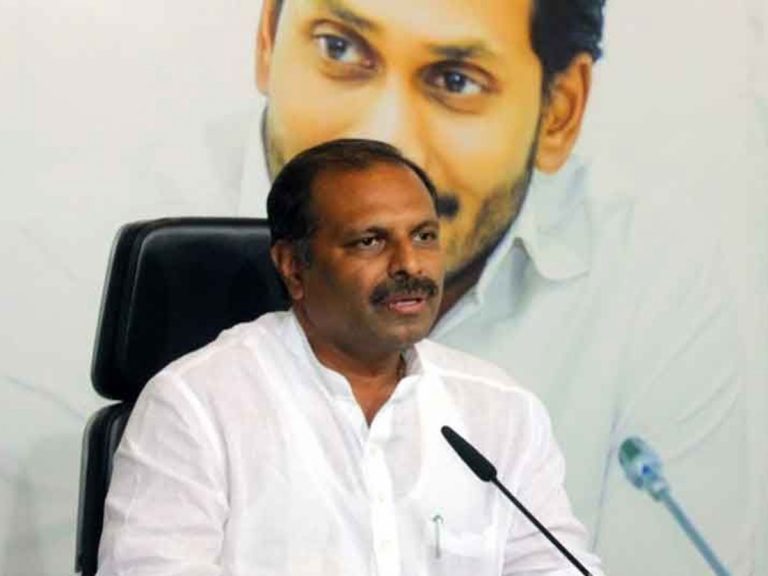 పక్క రాష్ట్రాల్లో ఎక్కడా ఇంత పీఆర్సీ ఇవ్వడం లేదు: చీఫ్ విప్ శ్రీకాంత్‌రెడ్డి