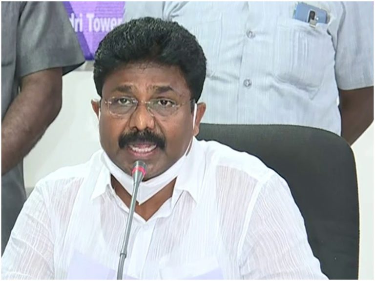 క‌రోనా గురించి భ‌య‌ప‌డ‌వ‌ద్దు-మంత్రి సురేష్