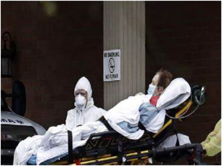 ఆరోగ్యరంగంపై తీవ్ర వత్తిడి.. నలిగిపోతున్న ఆ దేశం