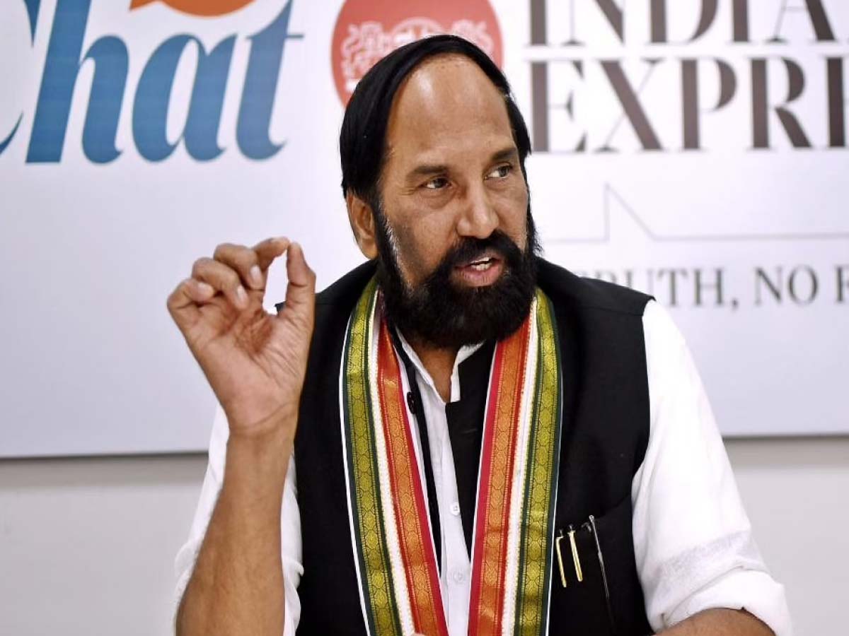 కేసీఆర్‌ తెలంగాణను అన్ని రకాలుగా మోసం చేశారు: ఉత్తమ్‌కుమార్‌రెడ్డి