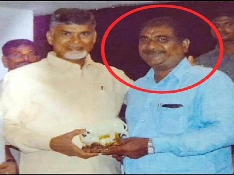 వినోద్ జైన్ కూతురు వయసు అని కూడా చూడకుండా వేధించాడు : చిన్నారి తాత