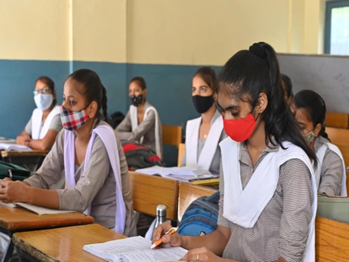 ఒమిక్రాన్ ఎఫెక్ట్… బెంగాల్‌లో విద్యాసంస్థలు బంద్