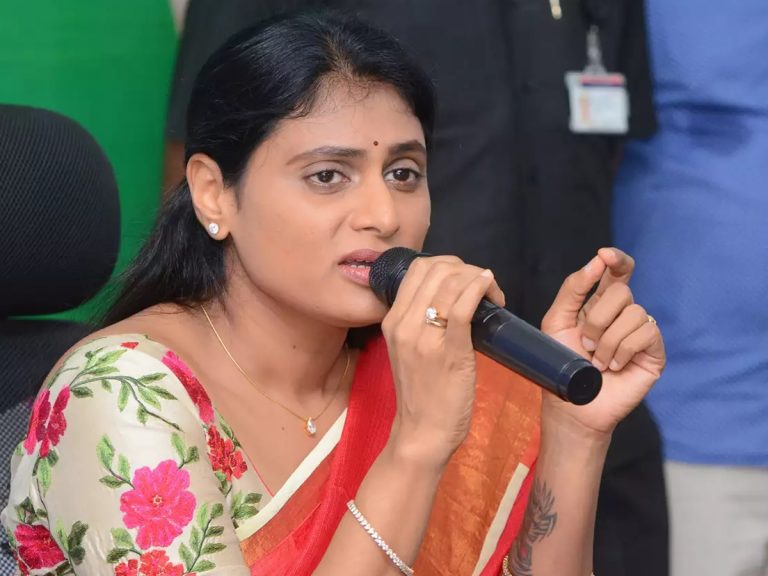 రైతన్నలకు కడుపు మండింది.. అందుకే ప్రధానికి చుక్కలు చూపించారు: షర్మిల