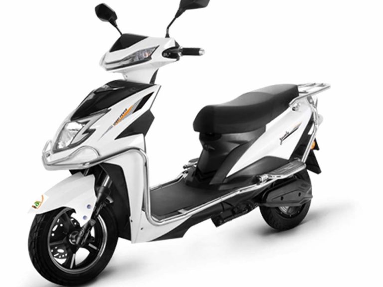 అదిరిపోయే ఫీచ‌ర్స్ తో ఇండియాలో మ‌రో ఎల‌క్ట్రిక్ స్కూట‌ర్‌… కేవ‌లం 4 గంట‌ల్లోనే