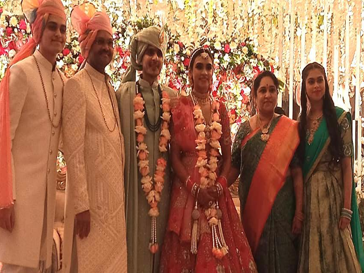 ఆలపాటి కృష్ణమోహన్‌ ఇంటి పెళ్లి సందడి..