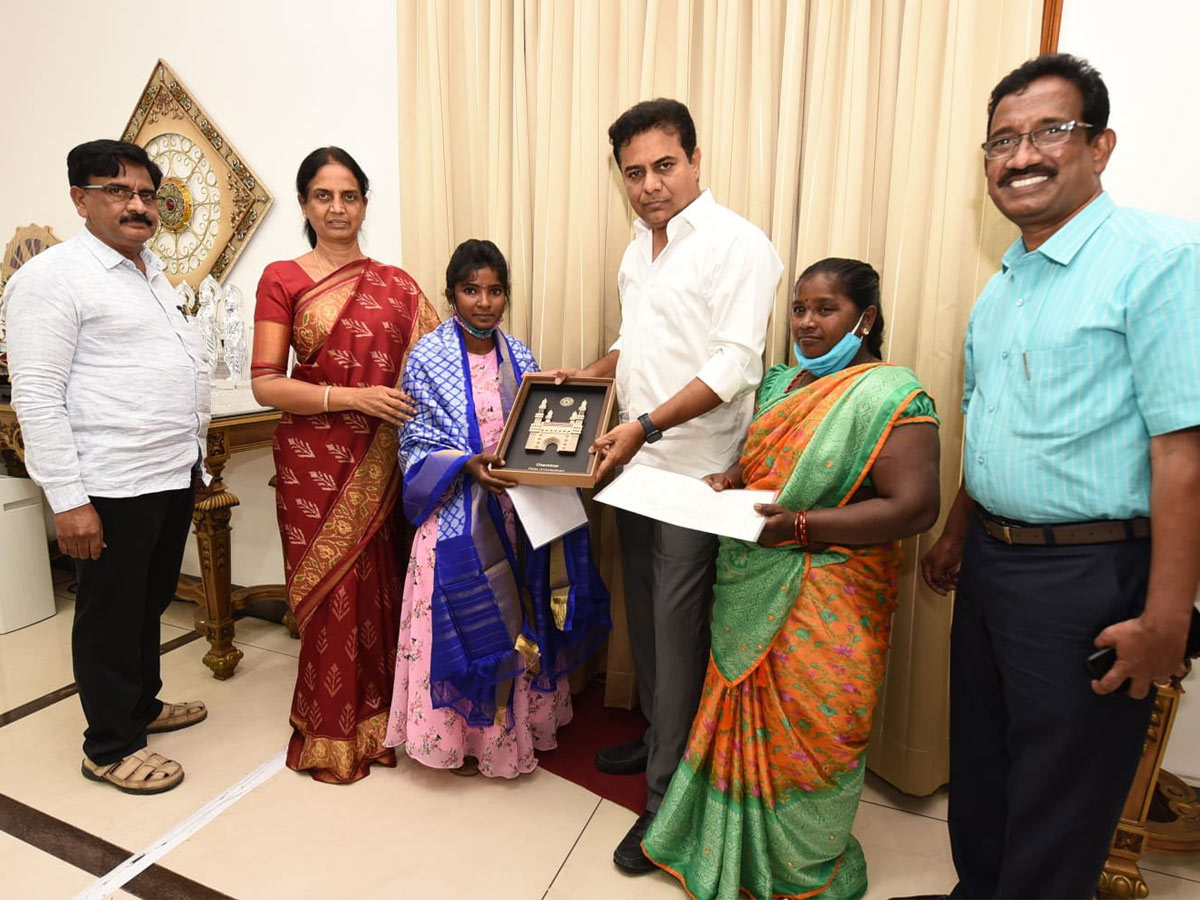 Nalgonda Auto Girl : సబితకి మంత్రి కేటీఆర్ అండ