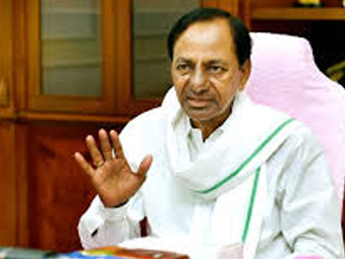 KCR: ఉద్యోగులకు సీఎం గుడ్‌న్యూస్‌.. జీతాలు ఇంకా పెరుగుతాయి..!