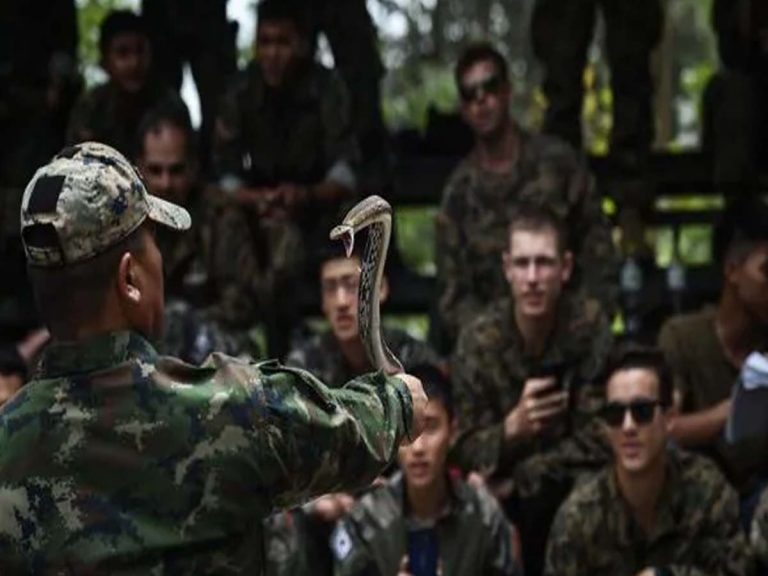 ఆ దేశంలో విచిత్ర‌మైన శిక్ష‌ణ‌:  సైనికులుగా మారాలంటే…