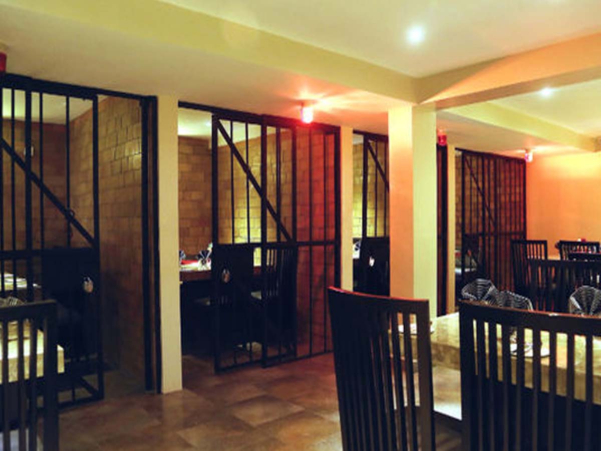 Concept Restaurant: ఆక‌ట్టుకుంటున్న ఖైదీ బిర్యానీ… ఎగ‌బ‌డుతున్న ఆహార‌ప్రియులు…