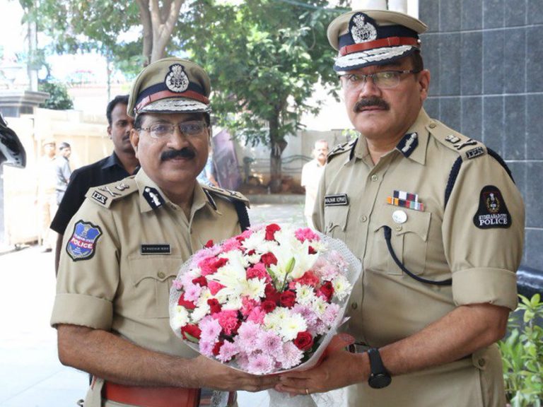 DGP Mahender Reddy: మెడికల్‌ లీవ్‌లో డీజీపీ.. బాధ్యతలు ఎవరికంటే..?