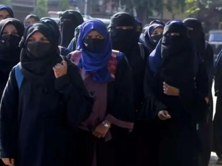Hijab Row: ప్రకాశం జిల్లాలో వివాదం.. పరిస్థితి ఉద్రిక్తం..!