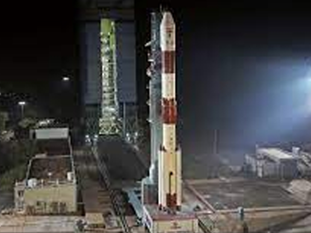 PSLV C-52: మొదలైన కౌంట్‌డౌన్.. ఈ ఏడాది తొలి ప్రయోగం..