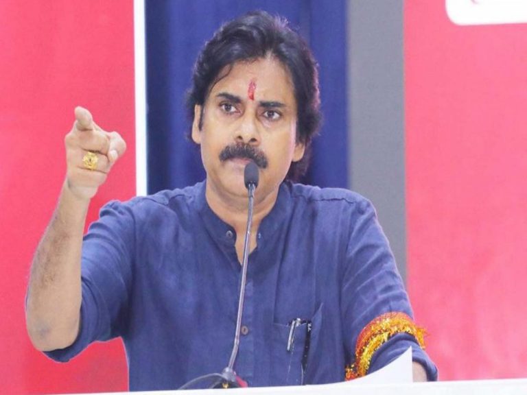 Pawan Kalyan : ఏ సమయంలో ఎంతివ్వాలో అంతిచ్చేస్తా..