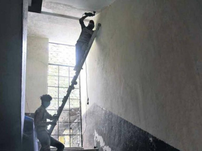 ఆ ప్రభుత్వ పాఠశాలల్లో మరమత్తులకు ప్రభుత్వం గ్రీన్ సిగ్నల్