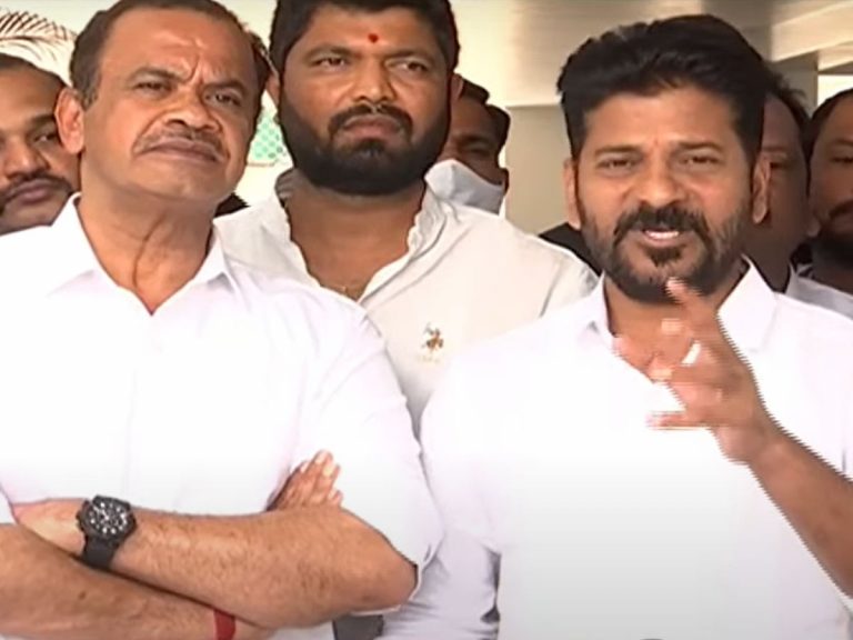Revanth Reddy : కోమటిరెడ్డిని కలిసి.. టీఆర్‌ఎస్‌తో పొత్తుపై క్లారిటీ..