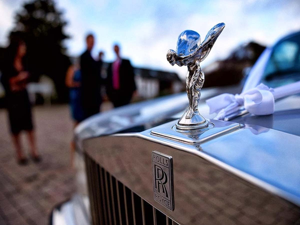 Rolls Royce:  111 ఏళ్ల త‌రువాత కీల‌క నిర్ణ‌యం…