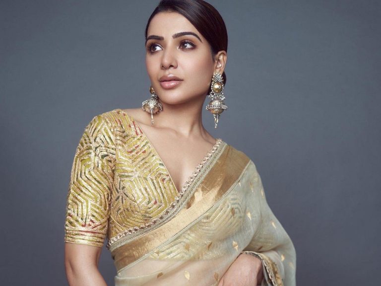 Samantha’s hand painted saree : ధర తెలిస్తే దిమ్మతిరగాల్సిందే !!