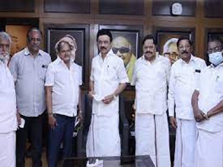 Selvam: మాజీ ఎమ్మెల్యేకు సెగ.. మళ్లీ సొంత గూటికి..