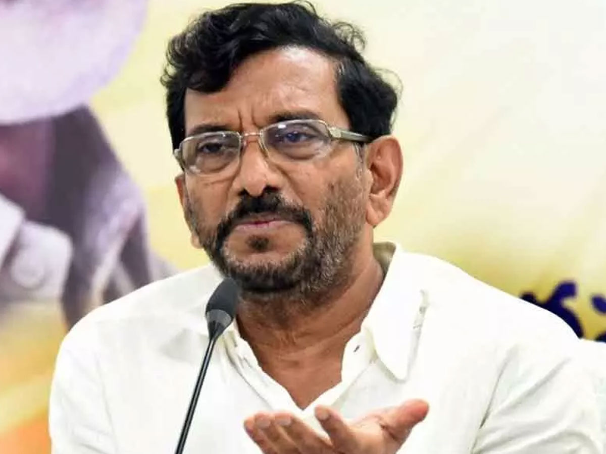 Somireddy: ఏరులైపారుతోన్న పొరుగు రాష్ర్టాల లిక్కర్.. వ్యాపారం వెనుక వైసీపీ నేతలు..!