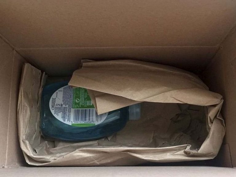 షాకింగ్‌:  ఐఫోన్ కోసం ఆర్డ‌ర్ చేస్తే…