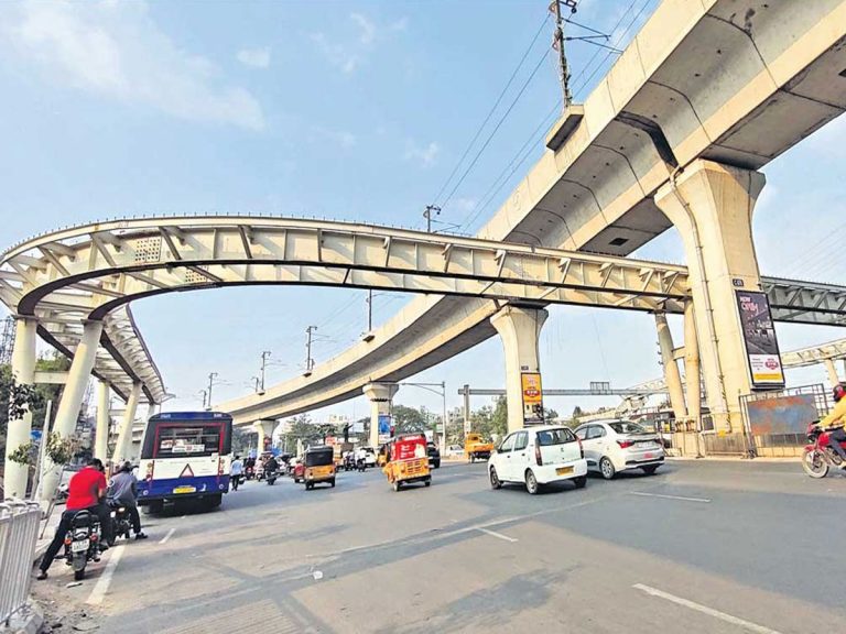 Uppal Skywalk : మరో 3 నెలల్లో అందుబాటులోకి..
