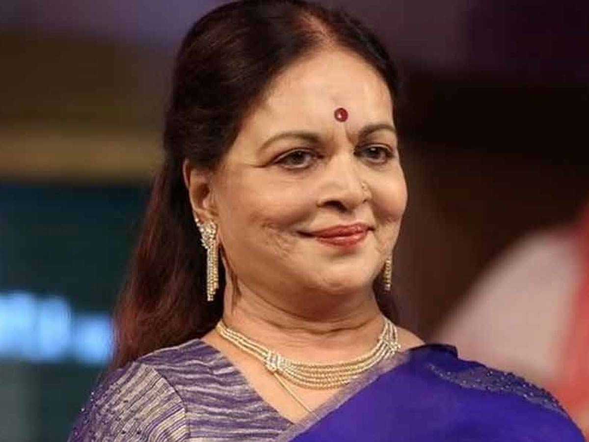 మరపురాని విజయనిర్మల!