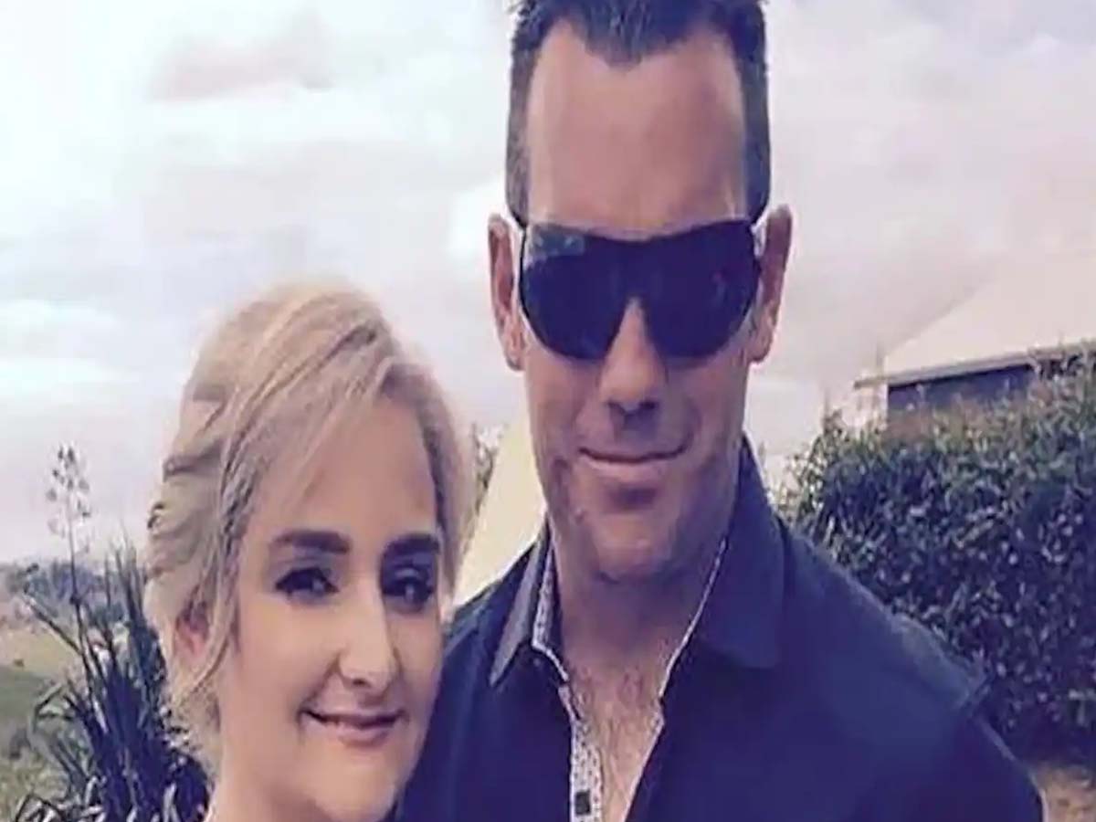 భ‌ర్త‌ను అమ్మ‌కానికి పెట్టిన భార్య‌:  షాకైన నెటిజ‌న్లు…