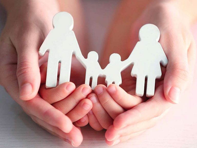 High Court: పిల్లలను దత్తత తీసుకోవాలంటే.. మ్యారేజ్ సర్టిఫికెట్ అవసరం లేదు