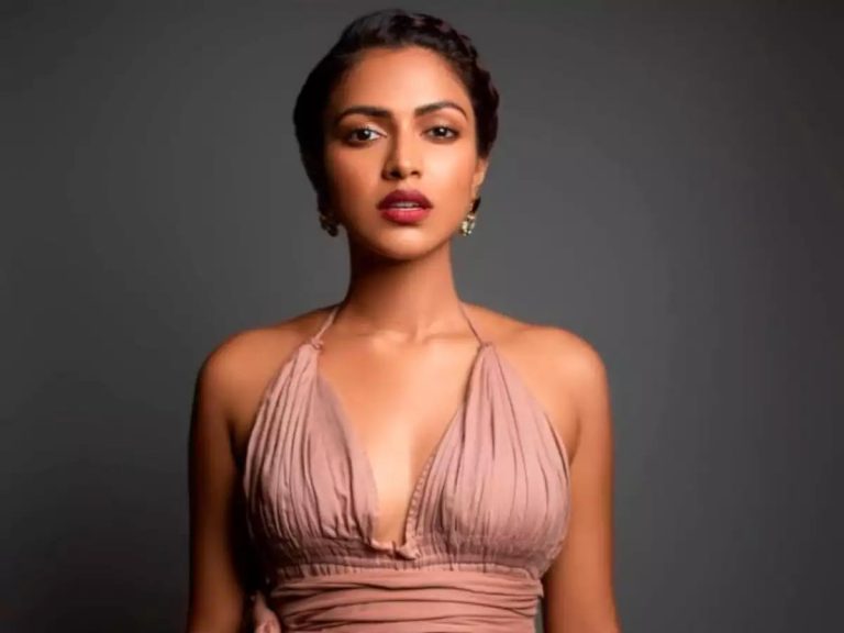 Amala Paul: ‘ఘోస్ట్’ కే నో చెప్పిందా.. అమ్మడికి మాములుగా లేదుగా