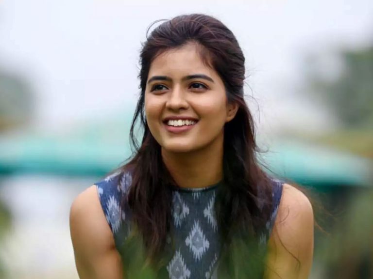 అరెరే.. అమ్మాయిగారి అకౌంట్ హ్యాక్ అయ్యిందట