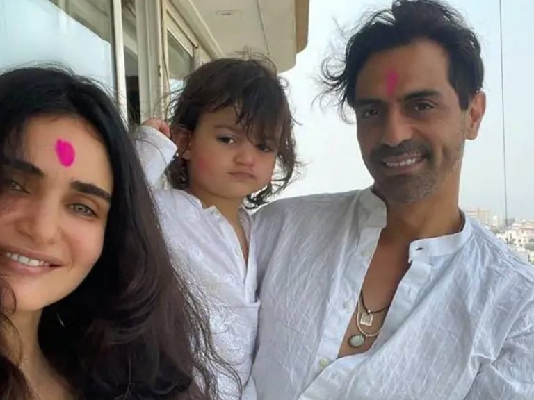 Arjun Rampal: ఆమెతో  పిల్లలు కావాలి కానీ పెళ్లి మాత్రం వద్దు.. స్టార్ హీరో ఘాటు వ్యాఖ్యలు