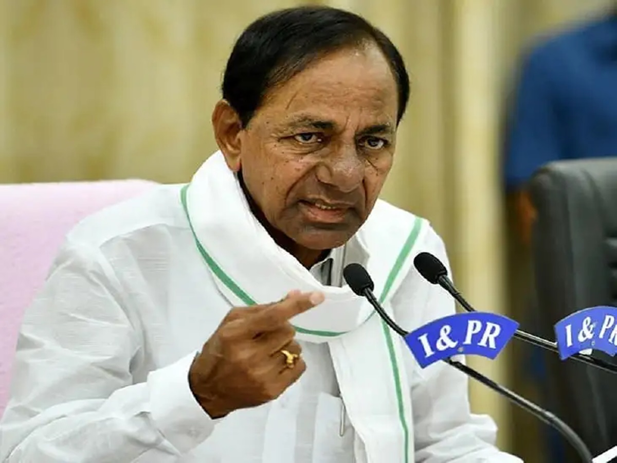 దేశానికి కొత్త రాజ్యాంగం కావాలి: సీఎం కేసీఆర్