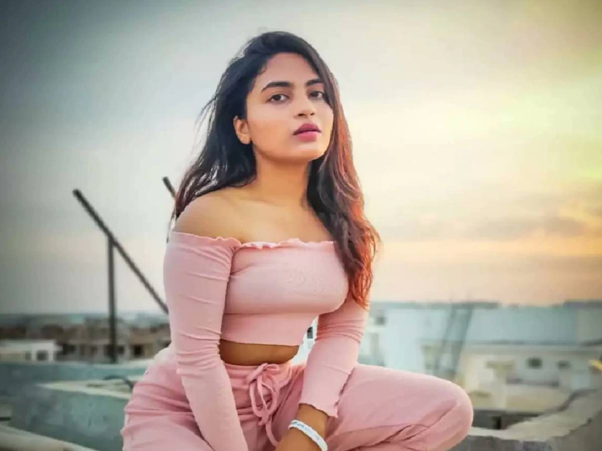 Dettadi Harika: అలా పిలిస్తే గుడ్డలూడదీసి కొడతా..