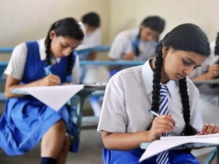 CBSE Exams Schedule: విద్యార్థులకు అలర్ట్.. టర్మ్-2 బోర్డు పరీక్షల షెడ్యూల్ విడుదల