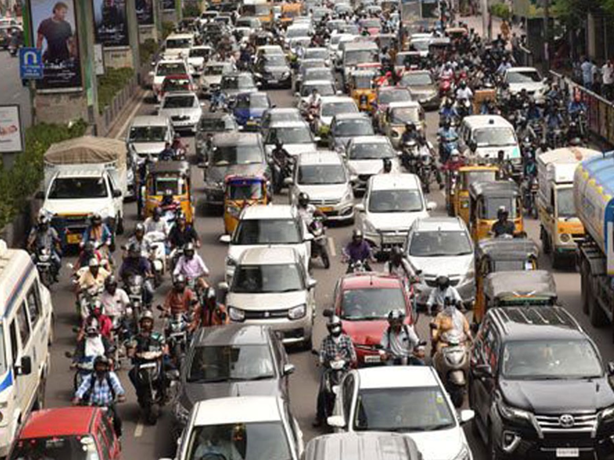 అలర్ట్: హైదరాబాద్‌లో ట్రాఫిక్ జంక్షన్‌ల వద్ద భారీ మార్పులు