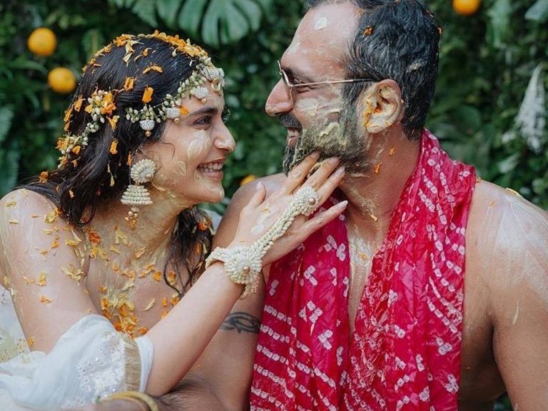 వైరల్ అవుతున్న కరిష్మా తన్నా మెహందీ వీడియో!