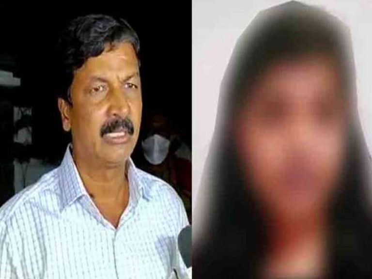 Ramesh Jarkiholi : మాజీ మంత్రి రాసలీలలు.. షాక్ ఇచ్చిన సుప్రీం కోర్టు