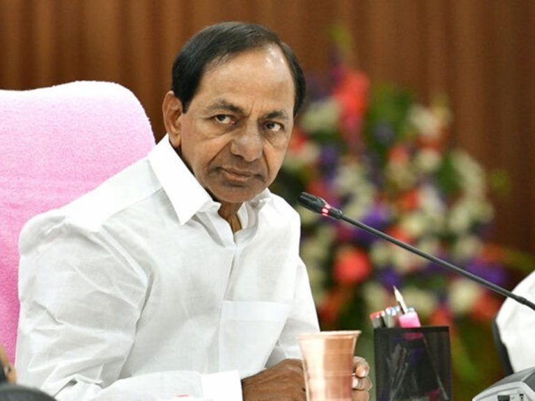 CM KCR: దేశ రాజకీయాల కోసం ప్రాంతీయ పార్టీ నేతలను కలుస్తా